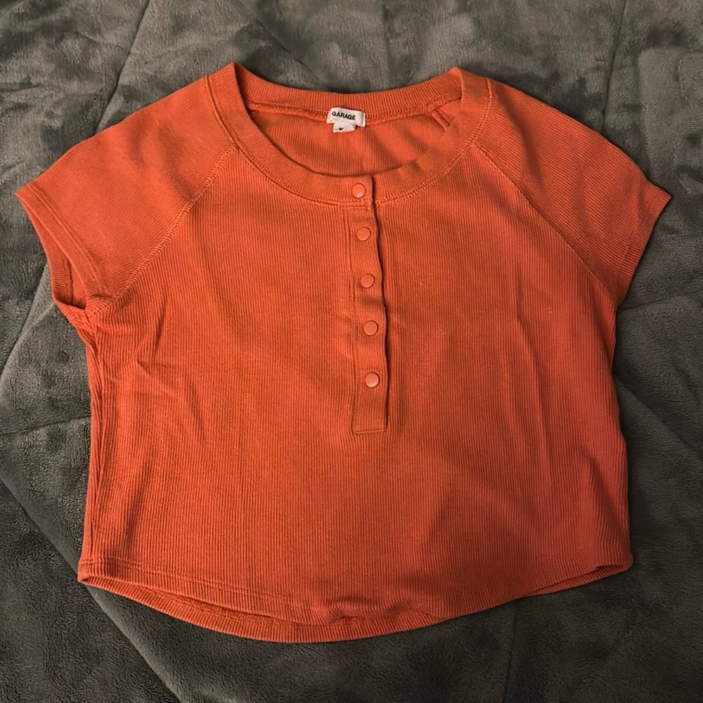 Garage Raglan Henley Tee Orange Size M